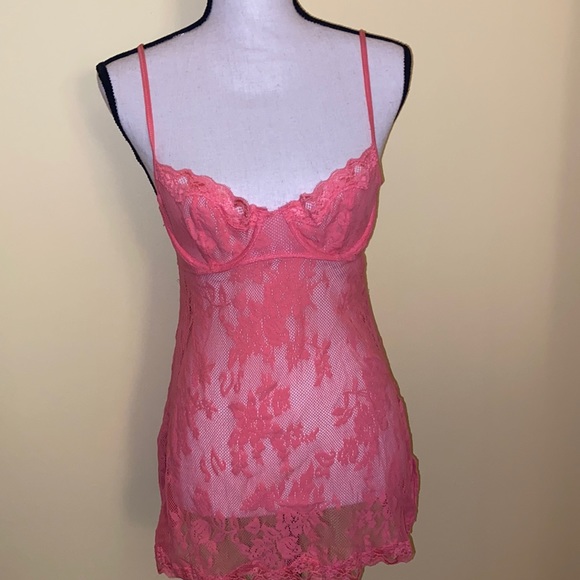 Victoria’s Secret size medium coral lace lingerie set - Picture 2 of 12
